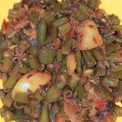A picture of Beans potato dry sabzi.