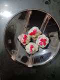 Muesli-gulkand chocolates