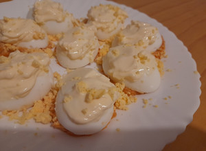 Foto principal de Huevos rellenos fáciles
