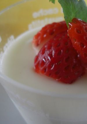 A picture of Almond Tofu Using 1 Teaspoon of Kanten.