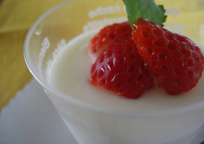 Recipe of Delicious Almond Tofu Using 1 Teaspoon of Kanten