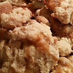 A picture of Apple caramel cookies.