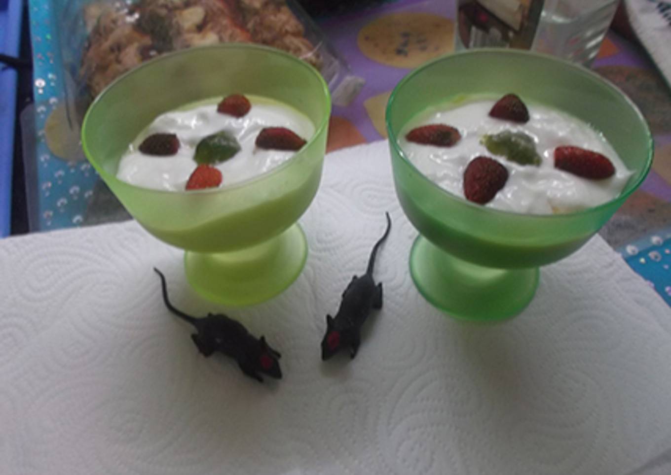 Piña con yogurt de coco