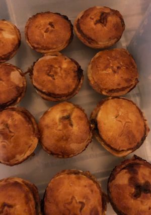 A picture of Mince (fruit) Pies.