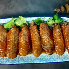 A picture of Cola Chicken Wings.