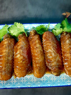 A picture of Cola Chicken Wings.
