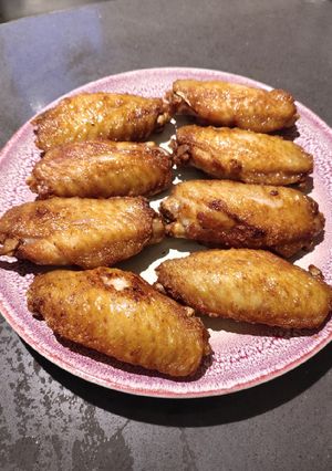 A picture of Fried Wings.