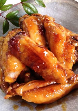 A picture of Teriyaki Chicken Wings with Marmalade.