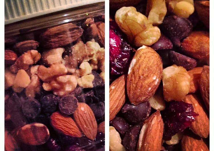 Simple Way to Make Ultimate DIY Trailmix!
