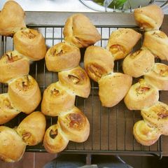 Pain d'Epi (Wheat Stalk-Shaped Bread) A picture of Pain d'Epi (Wheat Stalk-Shaped Bread).