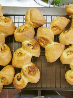 A picture of Pain d'Epi (Wheat Stalk-Shaped Bread).