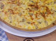 Una foto de quiche de pechuga de pollo