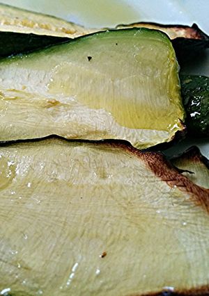 A picture of Grilled zucchini.