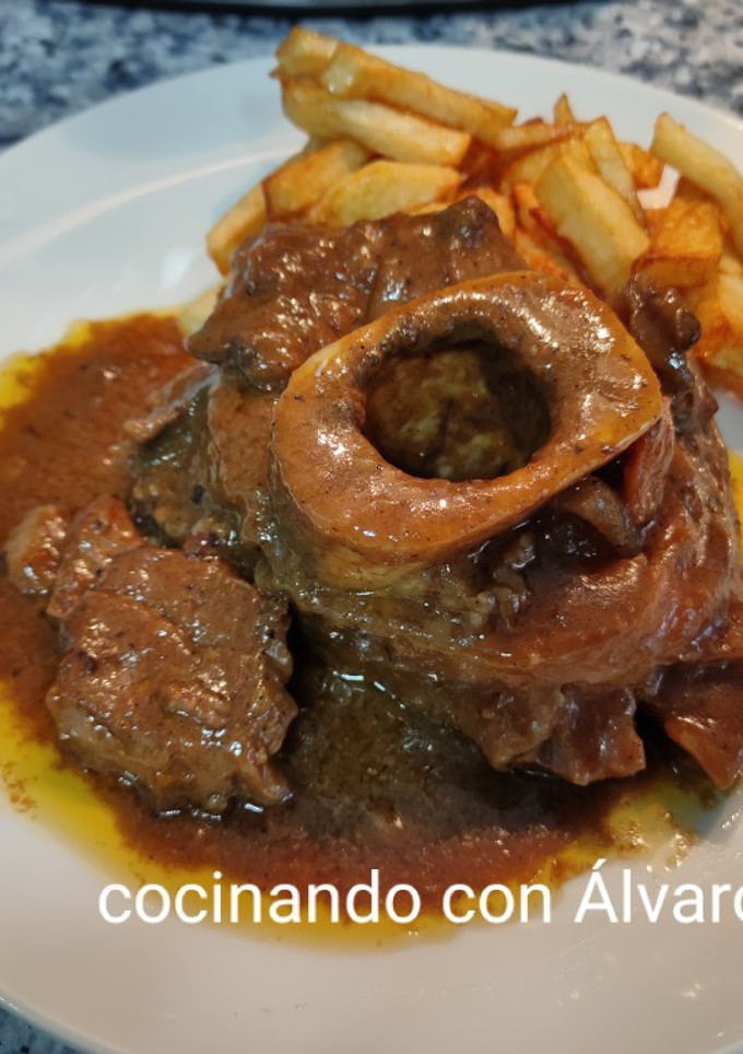 Una foto de Ossobuco a la Milanesa