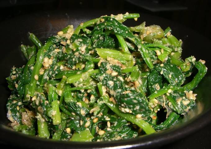 Grandma's Recipe - Spinach with Sesame Seeds