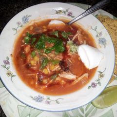 chicken tortilla soup A picture of chicken tortilla soup.