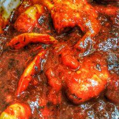 A picture of Nilasing Na Hipon (Shrimp Smothered in Beer).