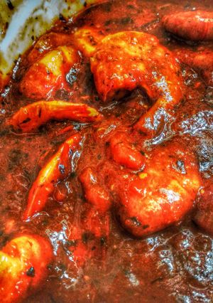 A picture of Nilasing Na Hipon (Shrimp Smothered in Beer).