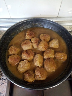 Una foto de Albóndigas en salsa de cerveza