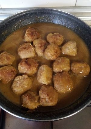 Foto principal de Albóndigas en salsa de cerveza