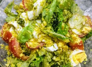 Una foto de Ensalada de cous cous 🥗