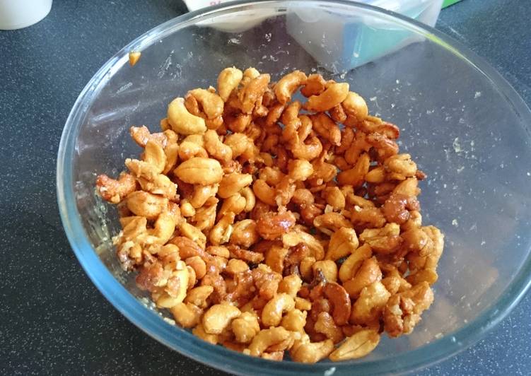 Recipe of Perfect Honey roasted cashews