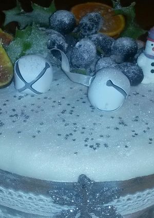 A picture of Sig's Lighter Yuletide Cake.