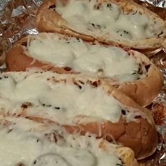 A picture of Graziano Italian sausage sandwiches.