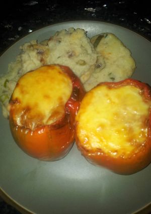 A picture of Stuffed Pepper with Tuna.