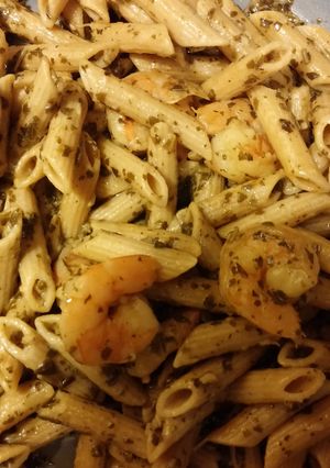 A picture of Shrimp & Pesto Pasta.