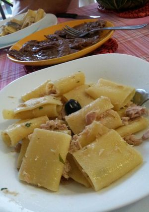 A picture of AMIEs Paccheri with Tuna and Lemon.