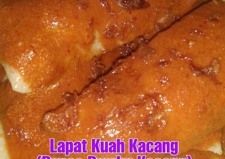 Lapat Kuah Kacang (Buras Bumbu Kacang)