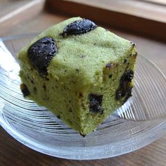 A picture of Chocolate chip & Matcha "Ukishima" (Wagashi).