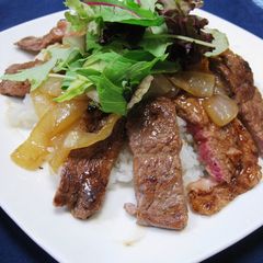 A picture of Cafe Style Steak Rice Bowl With Seriously Delicious Butter-Soy Sauce.