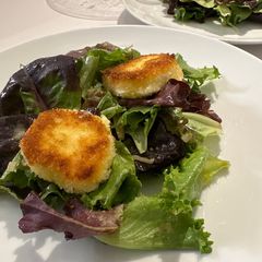 Green Salad With Warm Goat Cheese A picture of Green Salad With Warm Goat Cheese.
