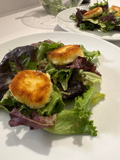 A picture of Green Salad With Warm Goat Cheese.