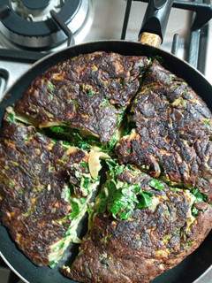 Una foto de Tortilla de acelgas 2