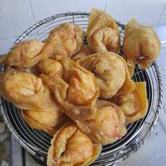 Pangsit Goreng রেসিপির প্রধান ছবি