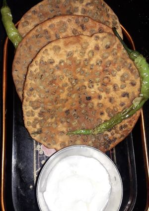 A picture of Green moong dal puri.