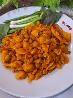 عکسی از دستور ماکارونی با لوبیا چیتی 😋