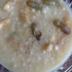 Sabudana in a fruit dressing A picture of Sabudana in a fruit dressing.