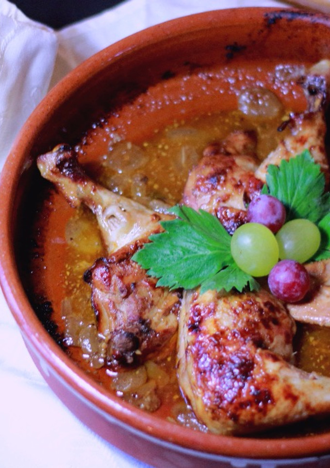 Una foto de Pollo Asado con Salsa de Uvas