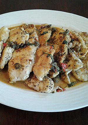 A picture of Chicken Piccata.