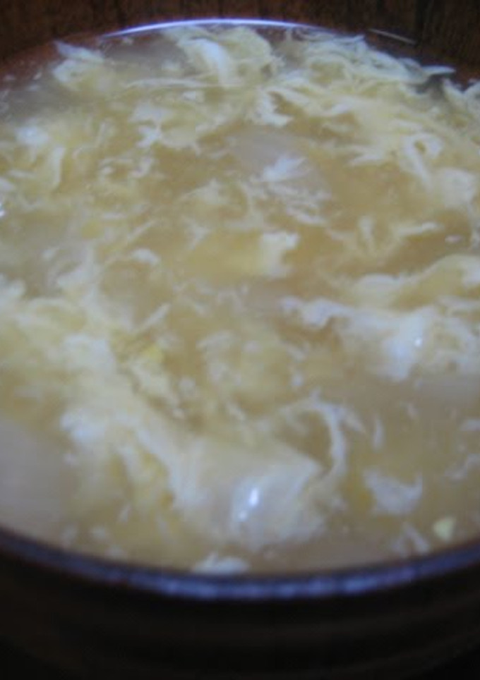 A picture of Fluffy Egg Drop Soup with Corn & Onion.