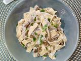 Tagliatelle de boletus con carne de caballo y senderilla a la gorgonzola