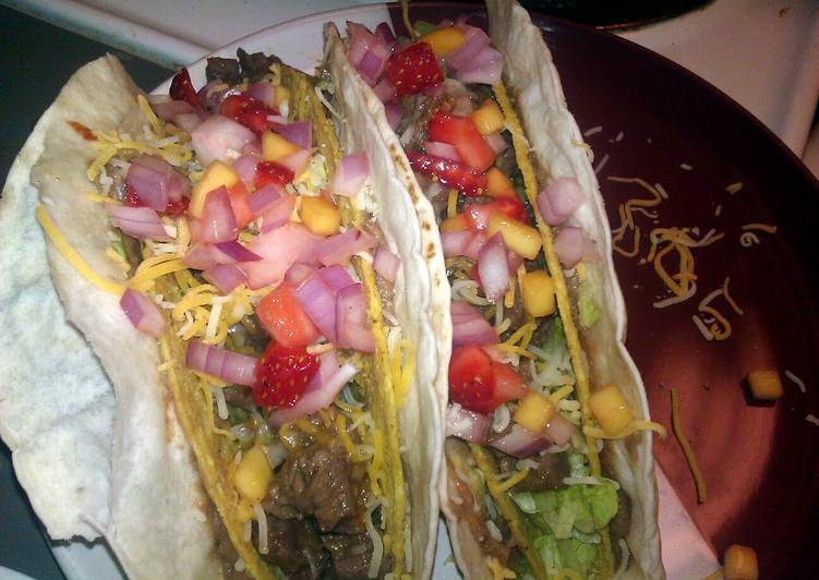 How to Cook Delicious strawberry mango steak tacos
