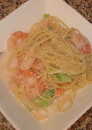 A picture of Salmon & Shrimp Creamy Pasta.