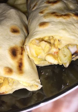 A picture of Chicken Shawarma Sandwich.