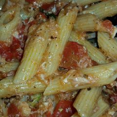 A picture of Seafood Tomato Pasta.