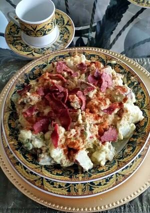 A picture of Bomb Ass Potato salad.